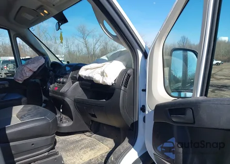 2021 Ram Promaster 2500 High Roof 159 Wb z USA, uszkodzony, nr VIN 3C6LRVDG4ME554315